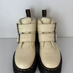 Dr. Martens Devon Heart Platform Boots, toile size 5